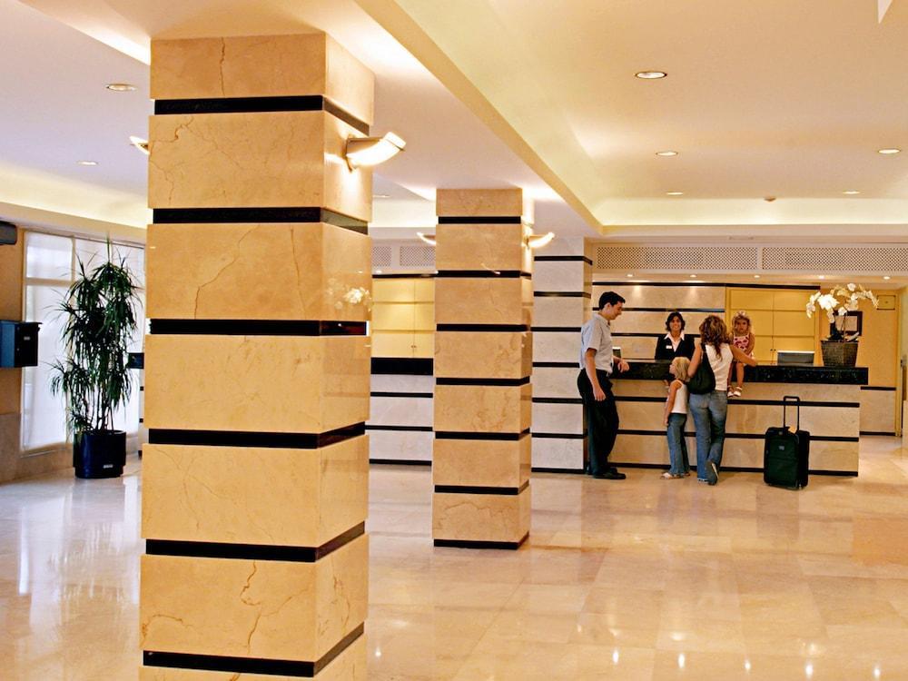 Apartamentos Guitart Λορέτ Ντε Μαρ Εξωτερικό φωτογραφία