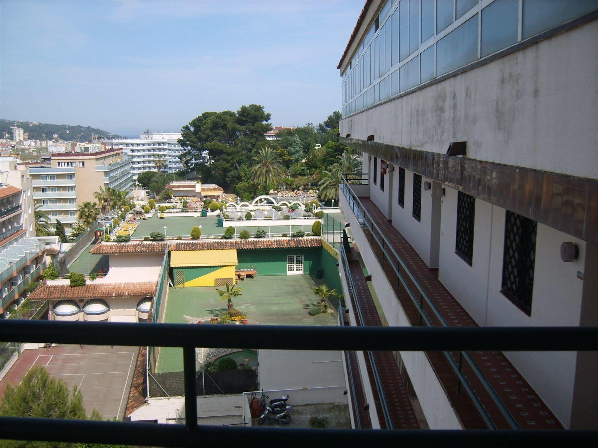 Apartamentos Guitart Λορέτ Ντε Μαρ Εξωτερικό φωτογραφία