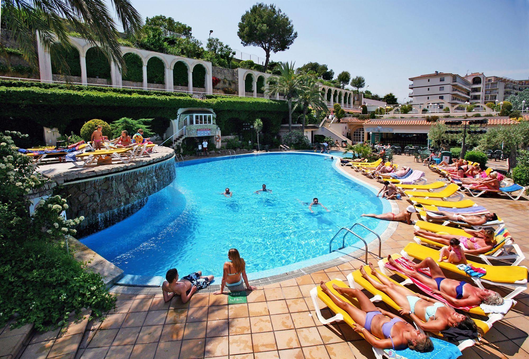 Apartamentos Guitart Λορέτ Ντε Μαρ Εξωτερικό φωτογραφία